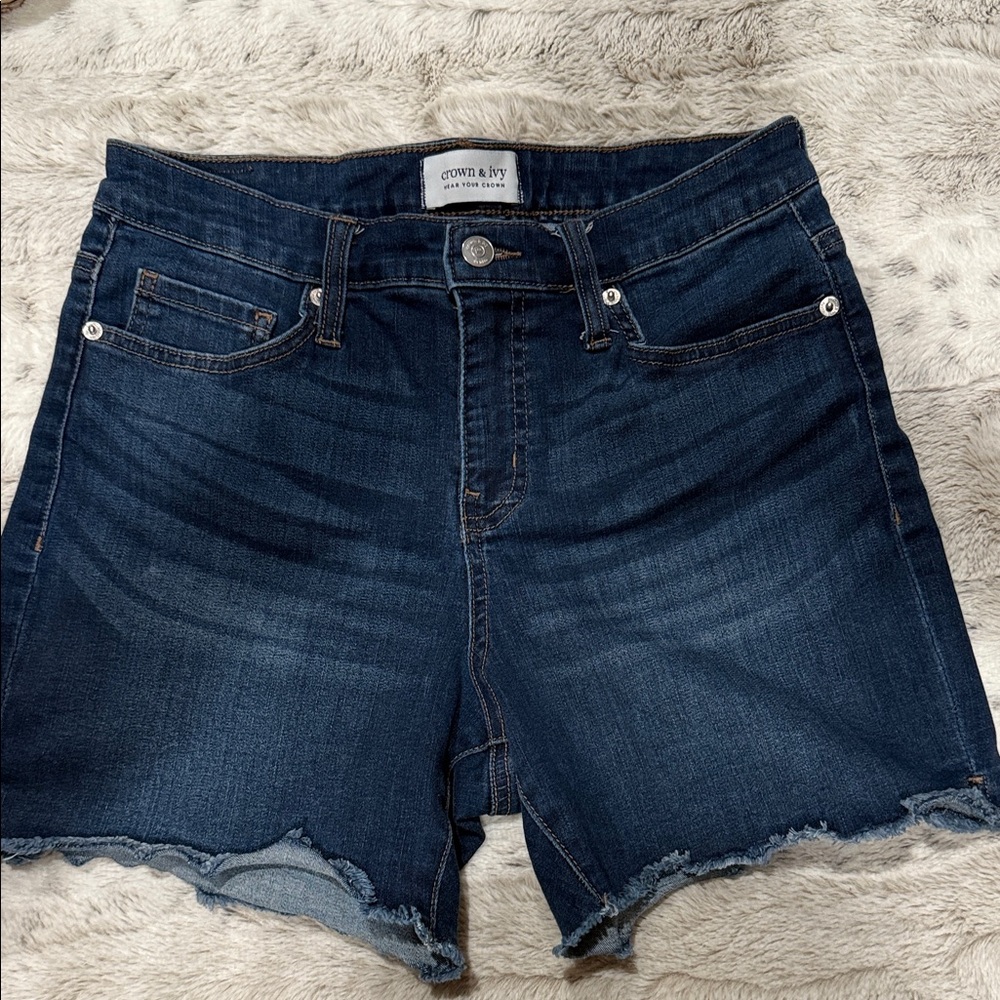 Crown & Ivy Dark Blue Denim Frayed Shorts Size 6